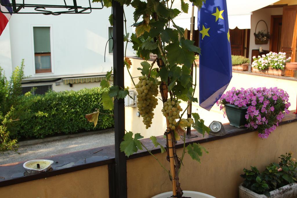 Touristic Apartment "Agata" Sirmione Extérieur photo