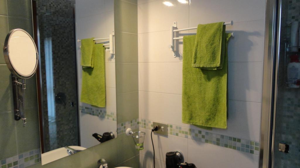 Touristic Apartment "Agata" Sirmione Chambre photo